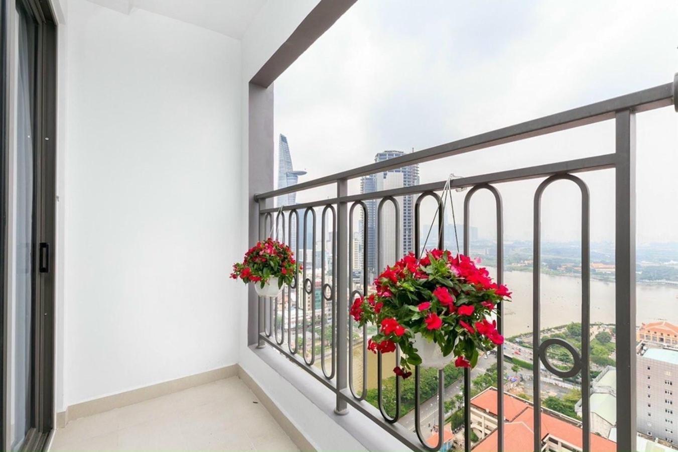 Apartment Zo Rivergate Center