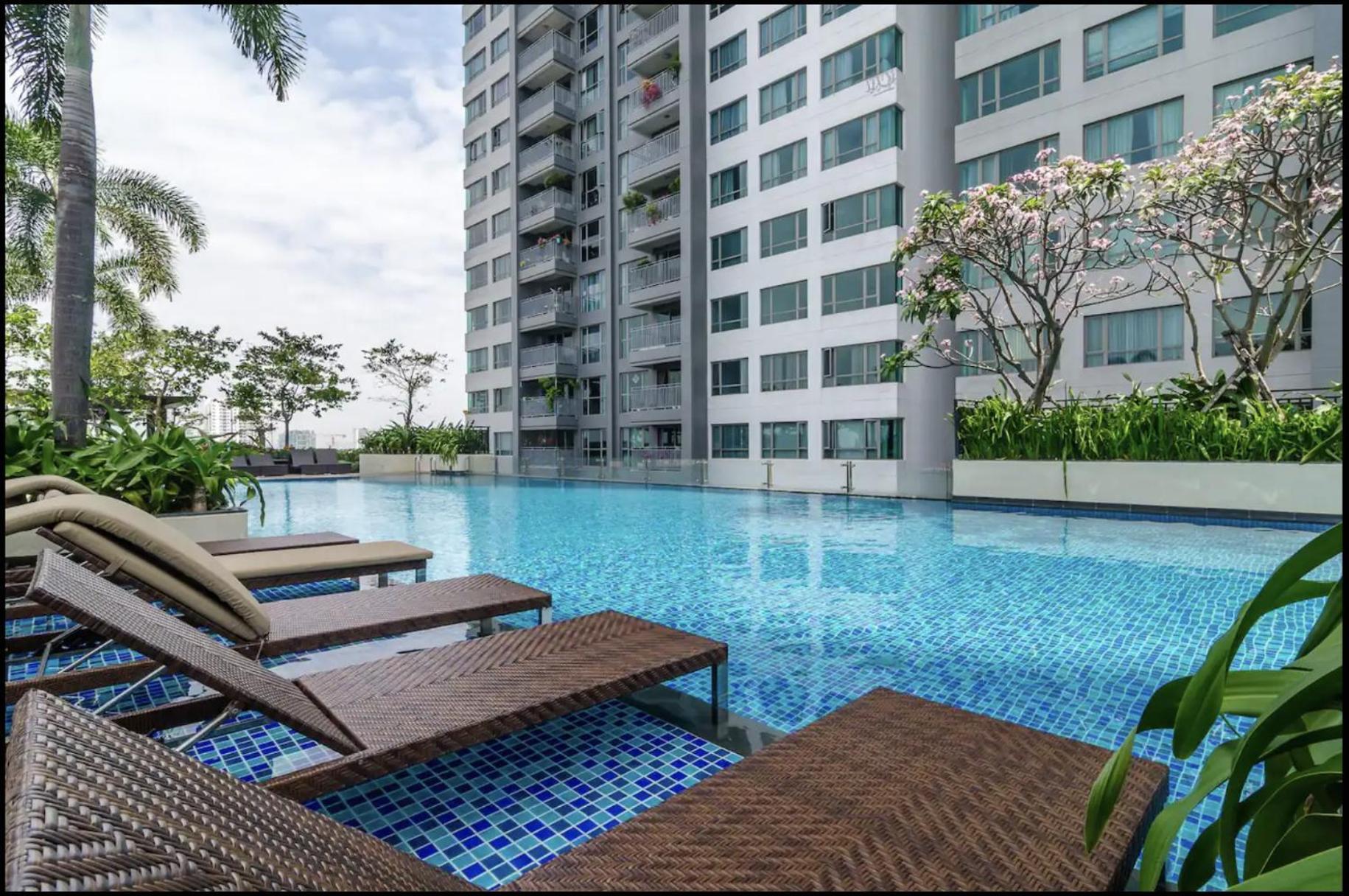 Apartment Zo Rivergate Center