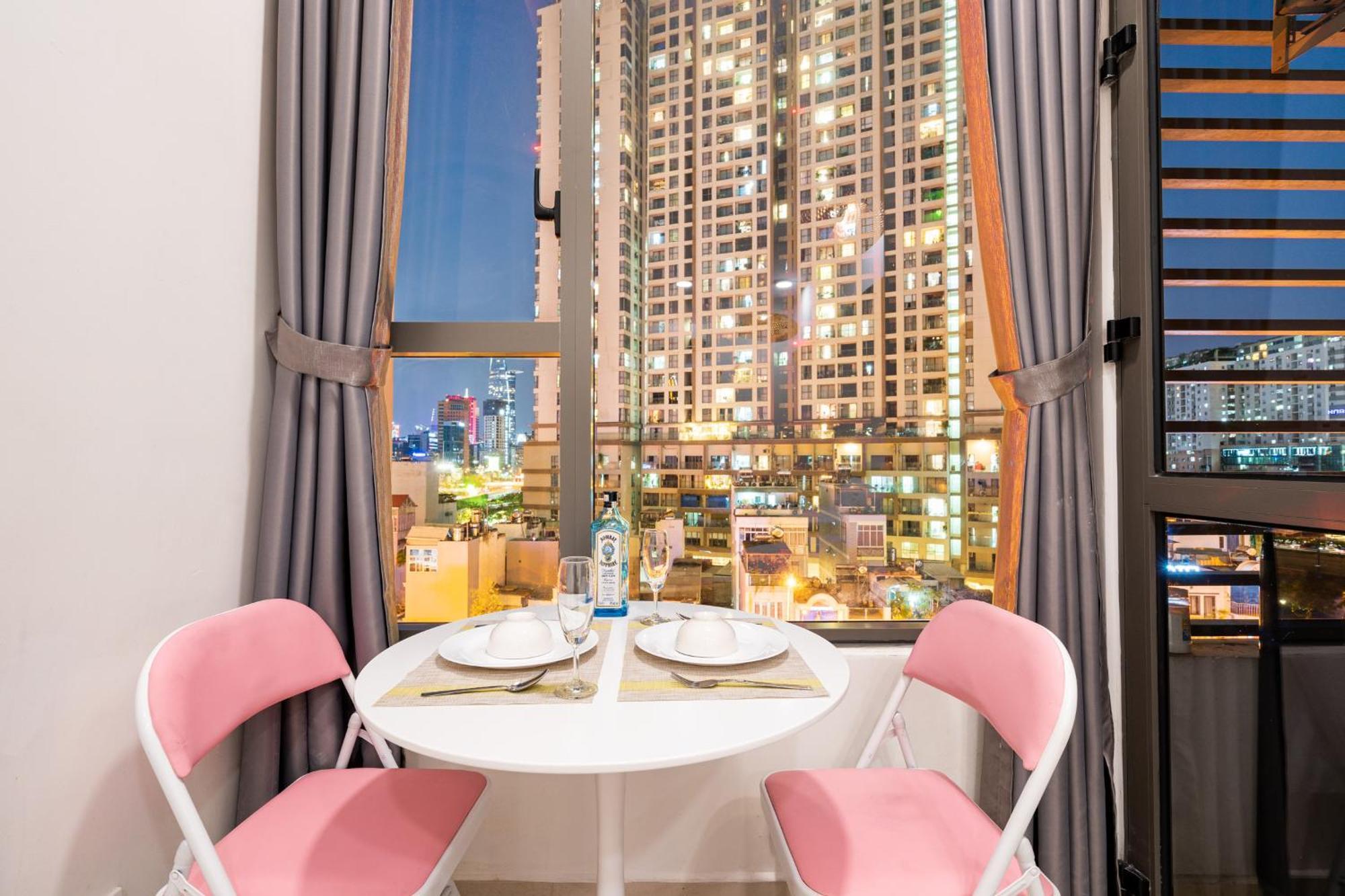 Apartamento Zo Rivergate Center Free Pool